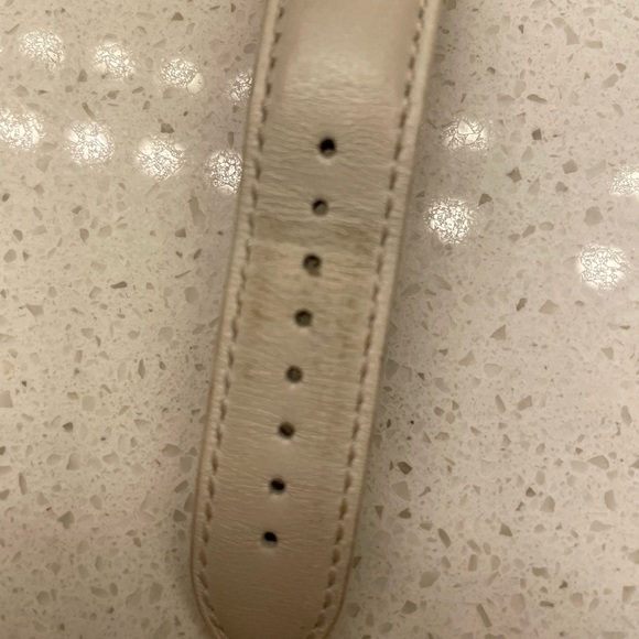 Burberry “The City” rose gold watch - Picture 5 of 5